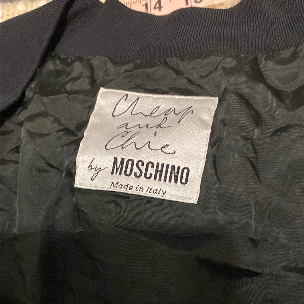 Moschino Black over the shoulders cover crop compliments all outfits - Picture 7 of 16